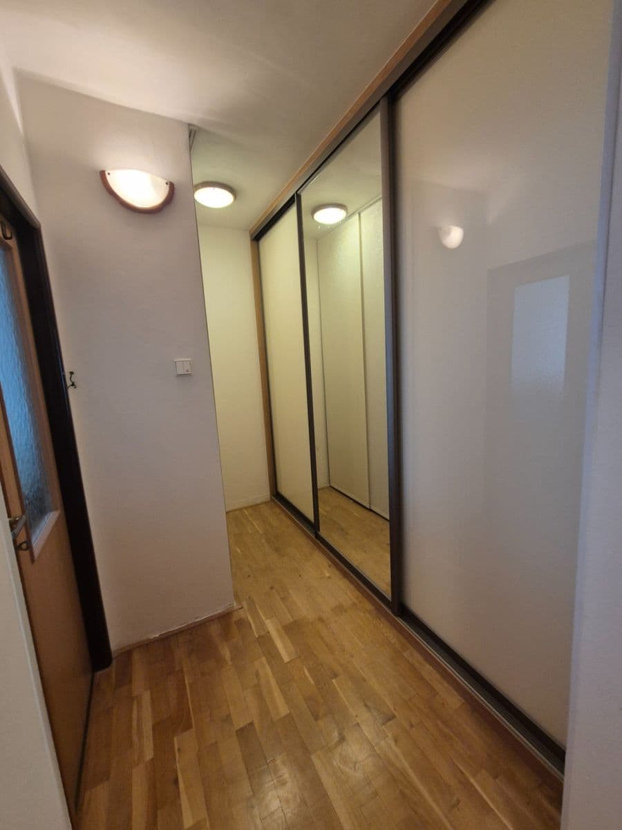 2 bedroom with open-plan kitchen flat to rent, 63 m², Podjavorinské, Prague, Prague 2 bedroom with open-plan kitchen flat to rent, 63 m², Podjavorinské, Prague, Prague
