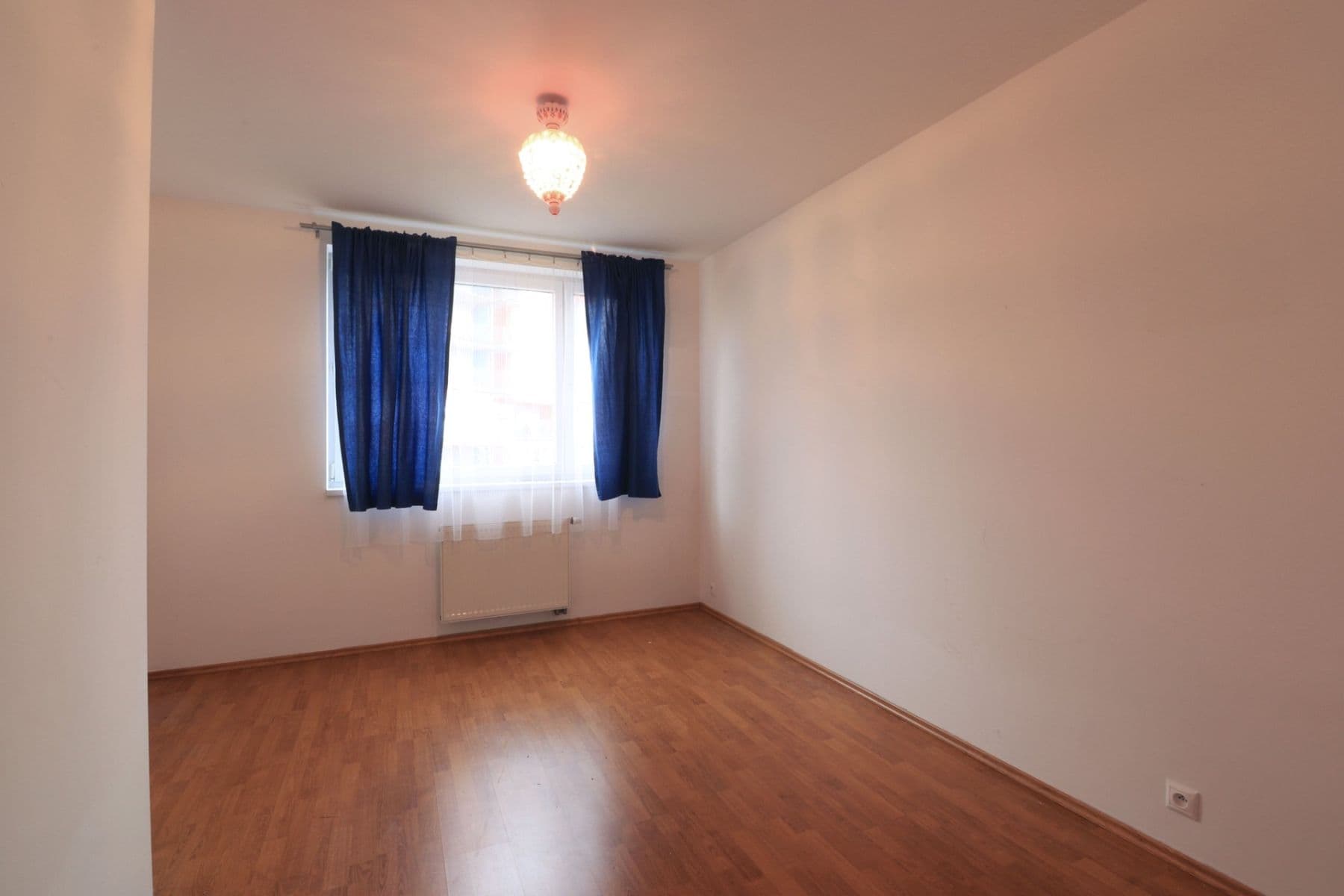 2 bedroom with open-plan kitchen flat to rent, 82 m², Symfonická, Prague, Prague 2 bedroom with open-plan kitchen flat to rent, 82 m², Symfonická, Prague, Prague