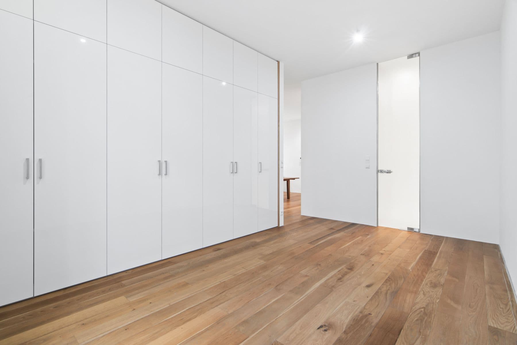 2 bedroom with open-plan kitchen flat to rent, 109 m², Laubova, Prague, Prague 2 bedroom with open-plan kitchen flat to rent, 109 m², Laubova, Prague, Prague