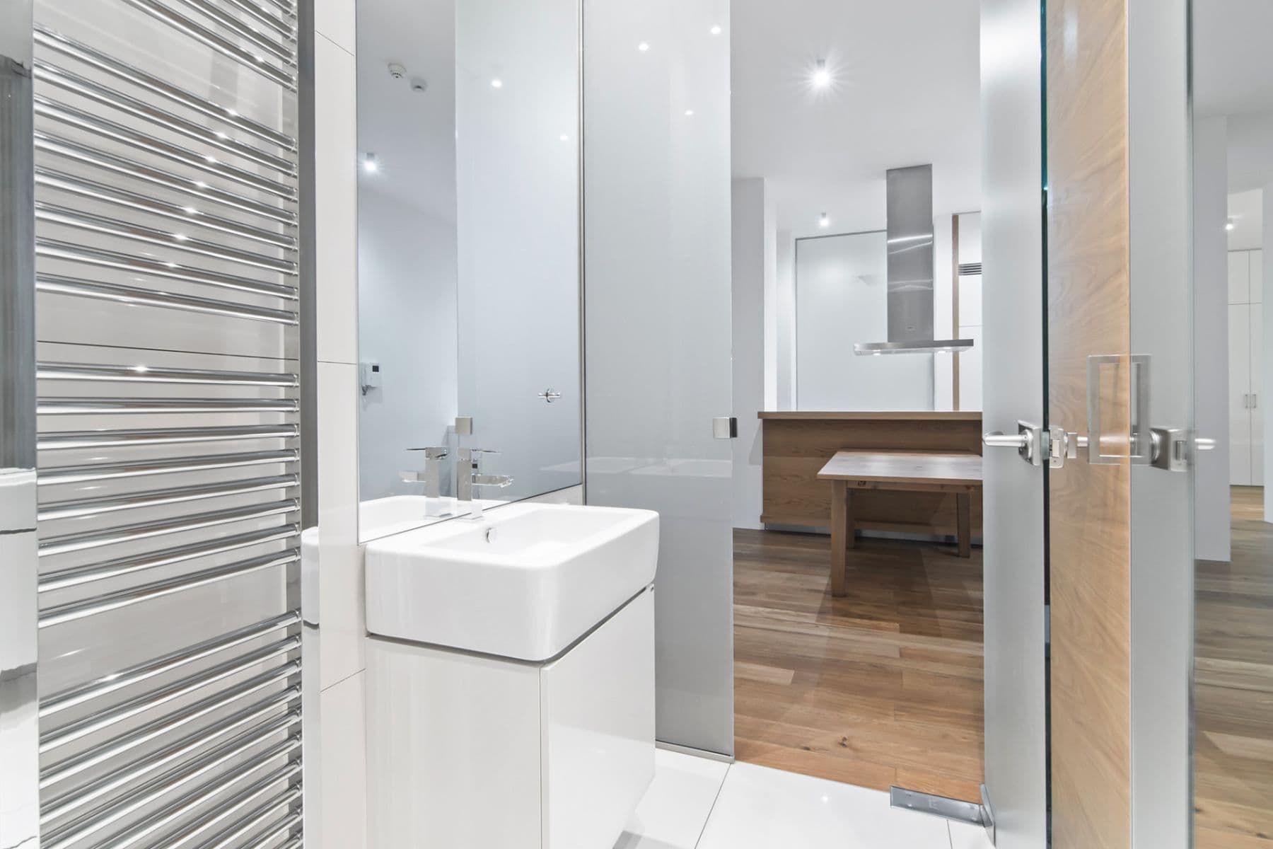 2 bedroom with open-plan kitchen flat to rent, 109 m², Laubova, Prague, Prague 2 bedroom with open-plan kitchen flat to rent, 109 m², Laubova, Prague, Prague