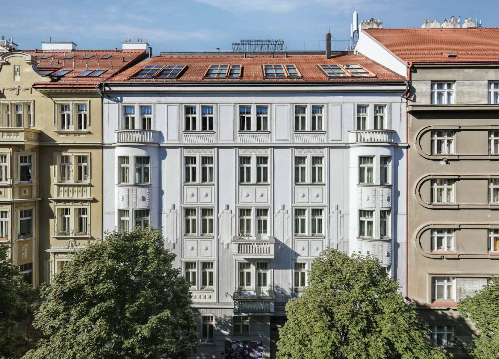 2 bedroom with open-plan kitchen flat to rent, 109 m², Laubova, Prague, Prague 2 bedroom with open-plan kitchen flat to rent, 109 m², Laubova, Prague, Prague