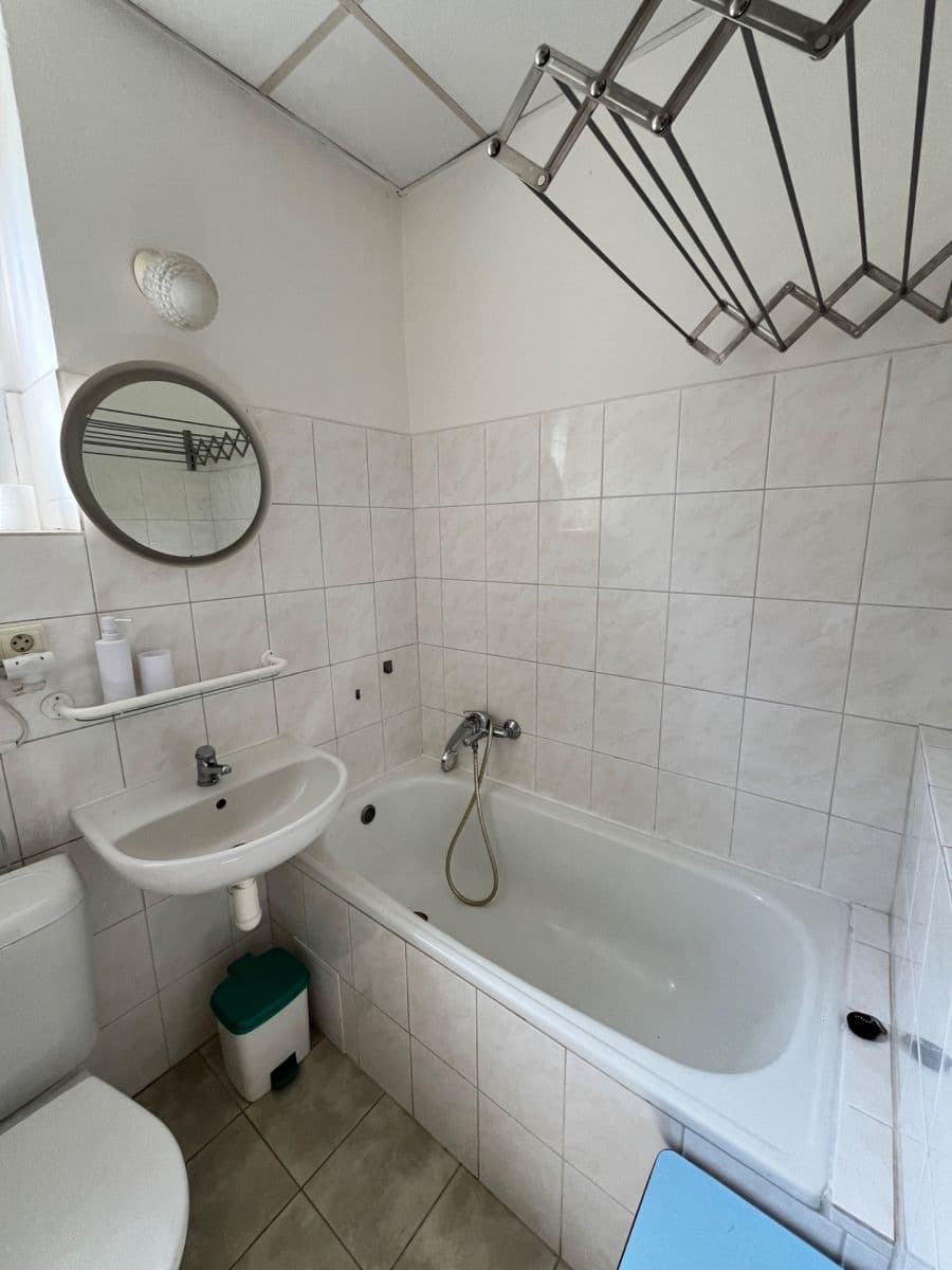 Small studio flat to rent, 23 m², Ohradní, Prague, Prague Small studio flat to rent, 23 m², Ohradní, Prague, Prague
