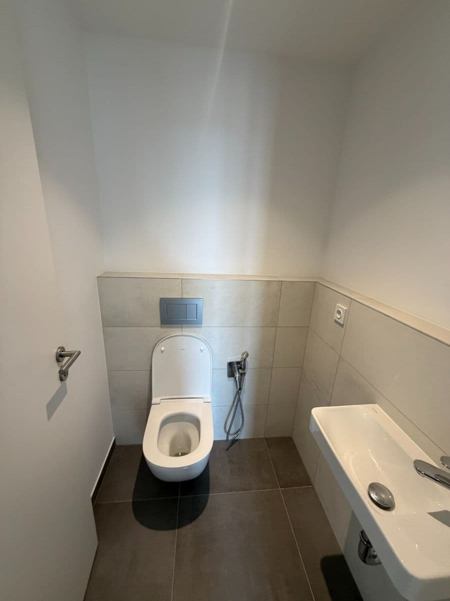 3 bedroom with open-plan kitchen flat to rent, 86 m², Prague, Prague 3 bedroom with open-plan kitchen flat to rent, 86 m², Prague, Prague