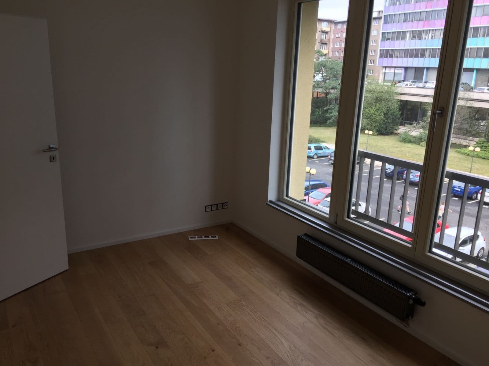 3 bedroom with open-plan kitchen flat to rent, 114 m², Altajská, Prague, Prague 3 bedroom with open-plan kitchen flat to rent, 114 m², Altajská, Prague, Prague