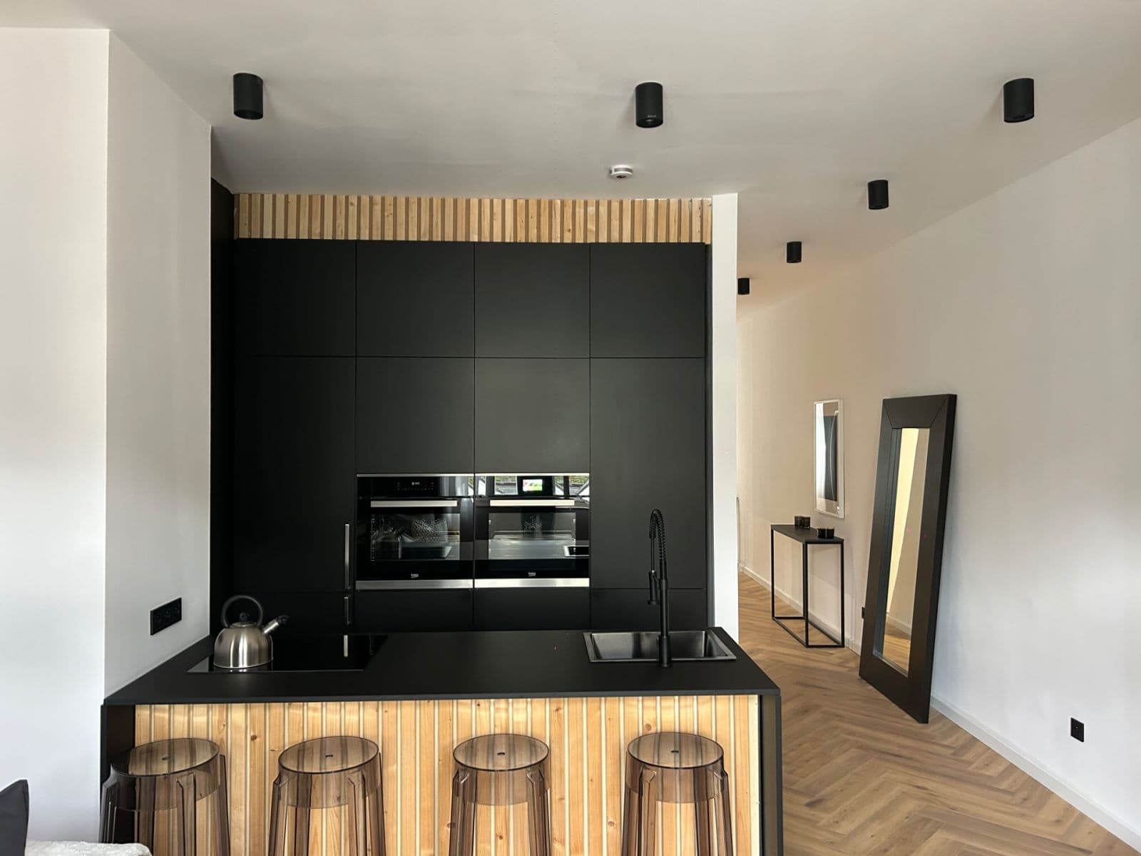 1 bedroom with open-plan kitchen flat for sale, 49 m², Sadová, Karlovy Vary, Karlovarský Region 1 bedroom with open-plan kitchen flat for sale, 49 m², Sadová, Karlovy Vary, Karlovarský Region