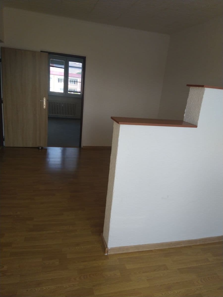 2 bedroom flat to rent, 55 m², Budovatelů, Karlovy Vary, Karlovarský Region 2 bedroom flat to rent, 55 m², Budovatelů, Karlovy Vary, Karlovarský Region