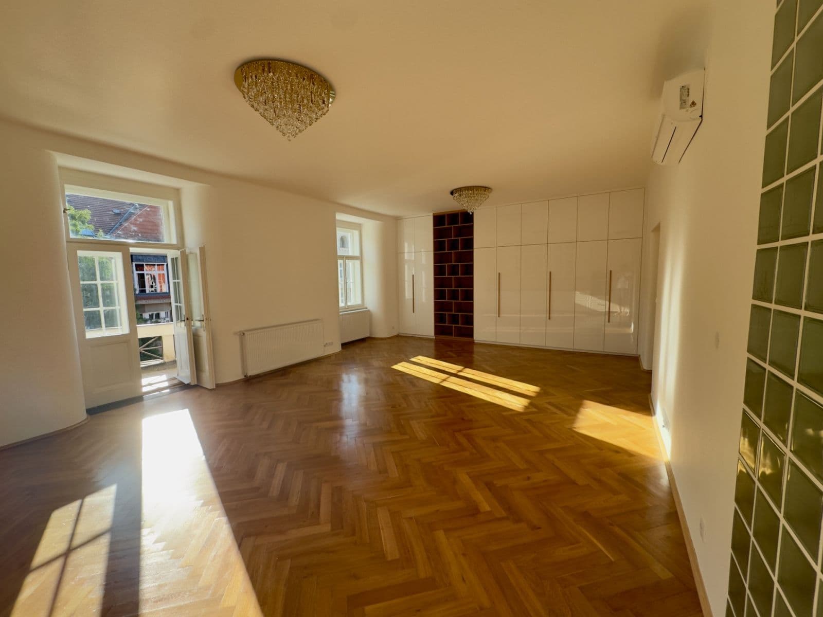 2 bedroom with open-plan kitchen flat to rent, 98 m², K Brusce, Prague, Prague 2 bedroom with open-plan kitchen flat to rent, 98 m², K Brusce, Prague, Prague