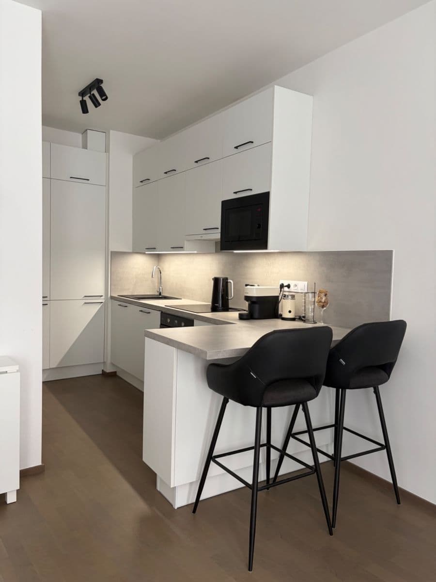 Studio flat to rent, 40 m², Michelská, Prague, Prague Studio flat to rent, 40 m², Michelská, Prague, Prague