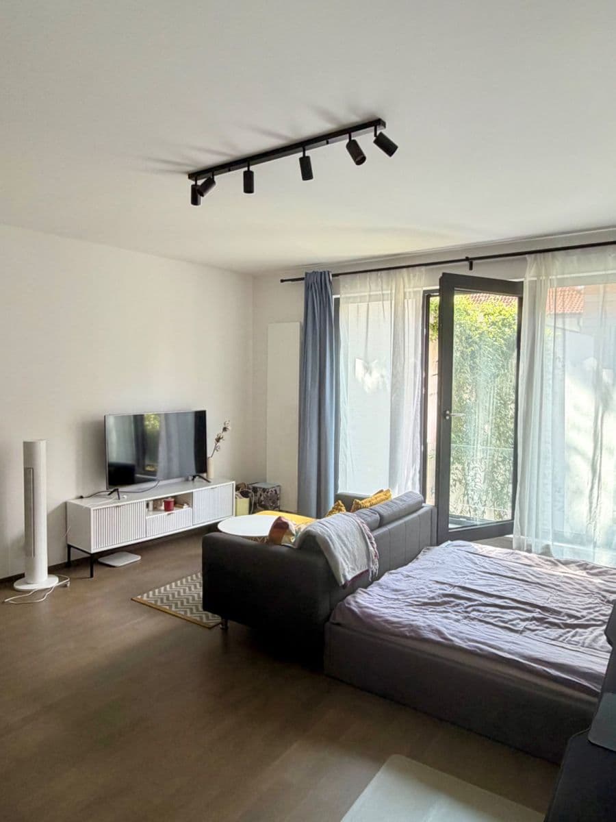 Studio flat to rent, 40 m², Michelská, Prague, Prague Studio flat to rent, 40 m², Michelská, Prague, Prague