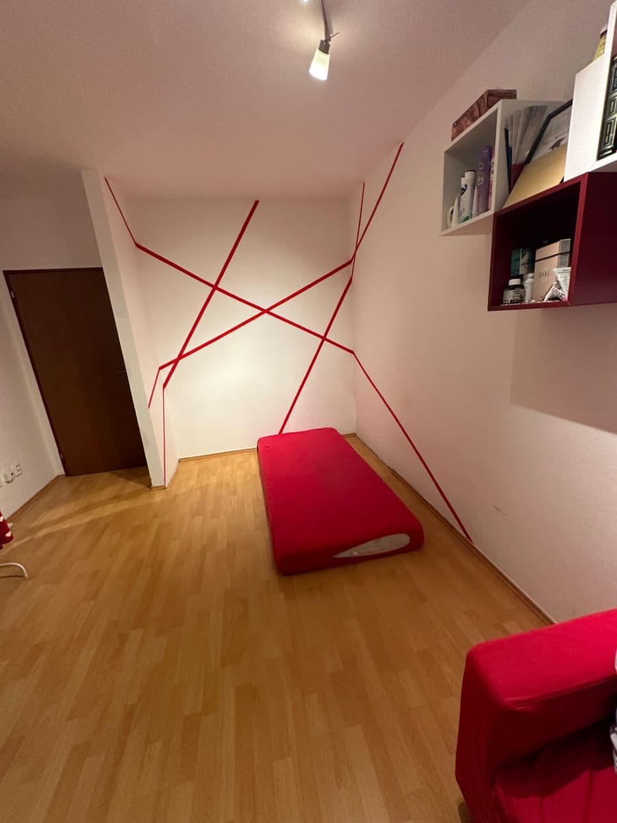 4 bedroom with open-plan kitchen flat to rent, 133 m², Nad Palatou, Prague, Prague 4 bedroom with open-plan kitchen flat to rent, 133 m², Nad Palatou, Prague, Prague