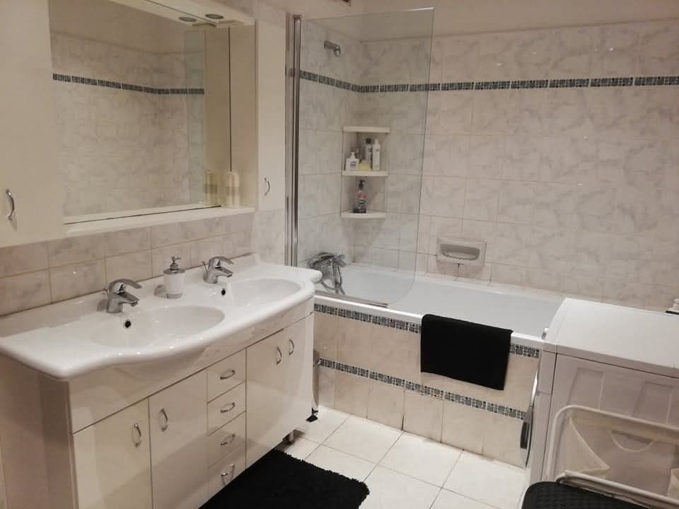 4 bedroom with open-plan kitchen flat to rent, 133 m², Nad Palatou, Prague, Prague 4 bedroom with open-plan kitchen flat to rent, 133 m², Nad Palatou, Prague, Prague