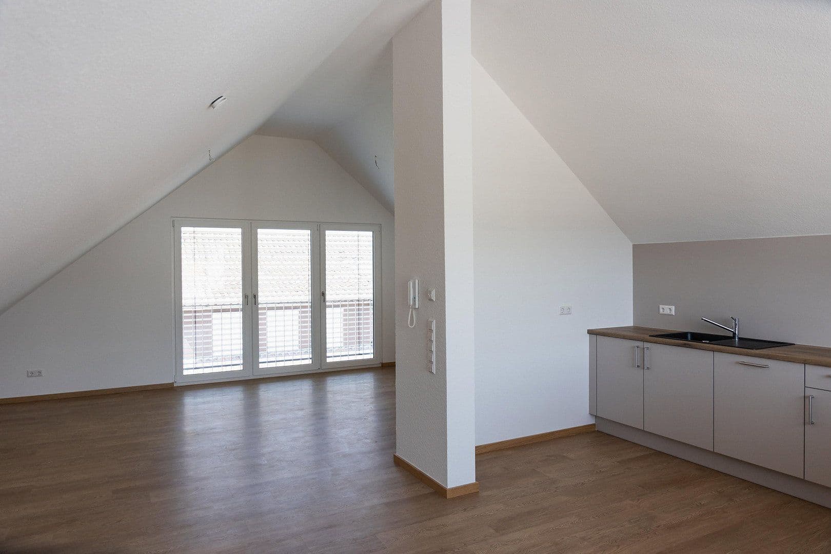 4 bedroom with open-plan kitchen flat to rent, 132 m², Uhlandstraße 25, Bodelshausen, Baden-Württemberg 4 bedroom with open-plan kitchen flat to rent, 132 m², Uhlandstraße 25, Bodelshausen, Baden-Württemberg