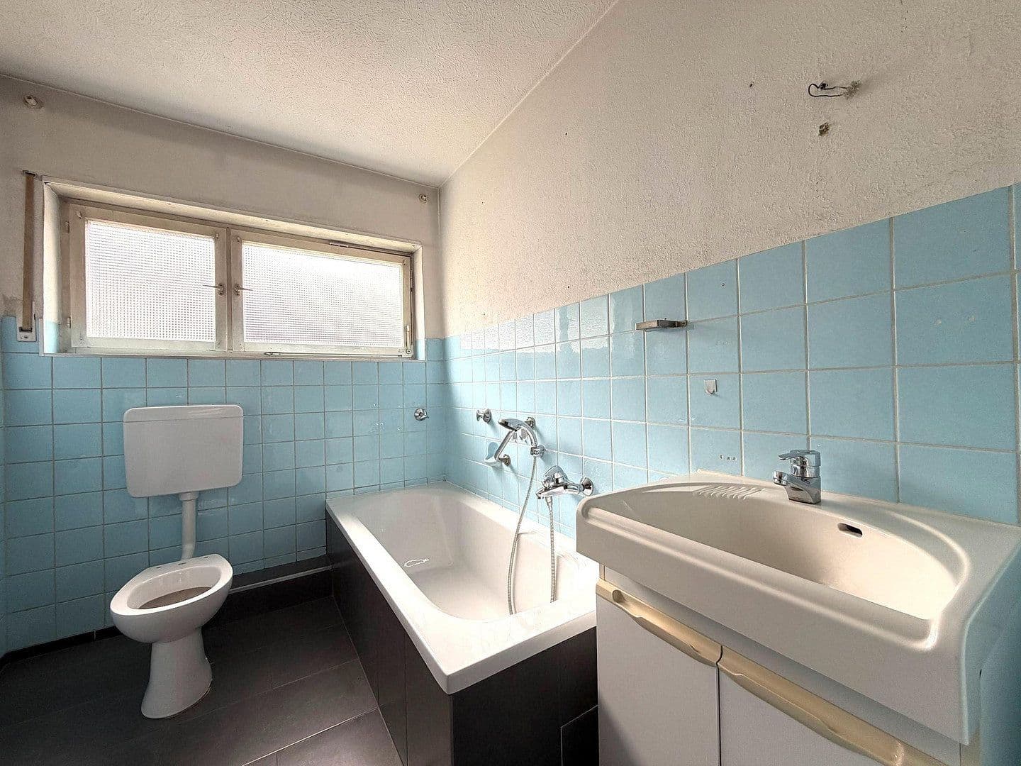 house for sale, 205 m², Untere Mühlstr. 57, Mühlhausen, Baden-Württemberg house for sale, 205 m², Untere Mühlstr. 57, Mühlhausen, Baden-Württemberg