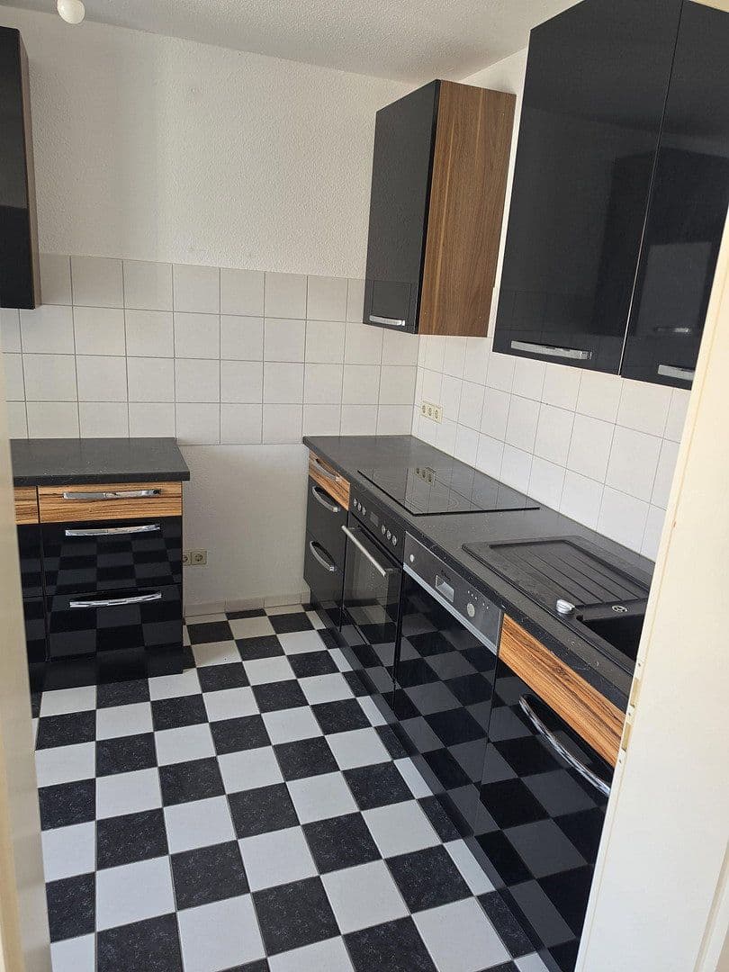 4 bedroom flat for sale, 113 m², Ludwigshafen, Rhineland-Palatinate 4 bedroom flat for sale, 113 m², Ludwigshafen, Rhineland-Palatinate