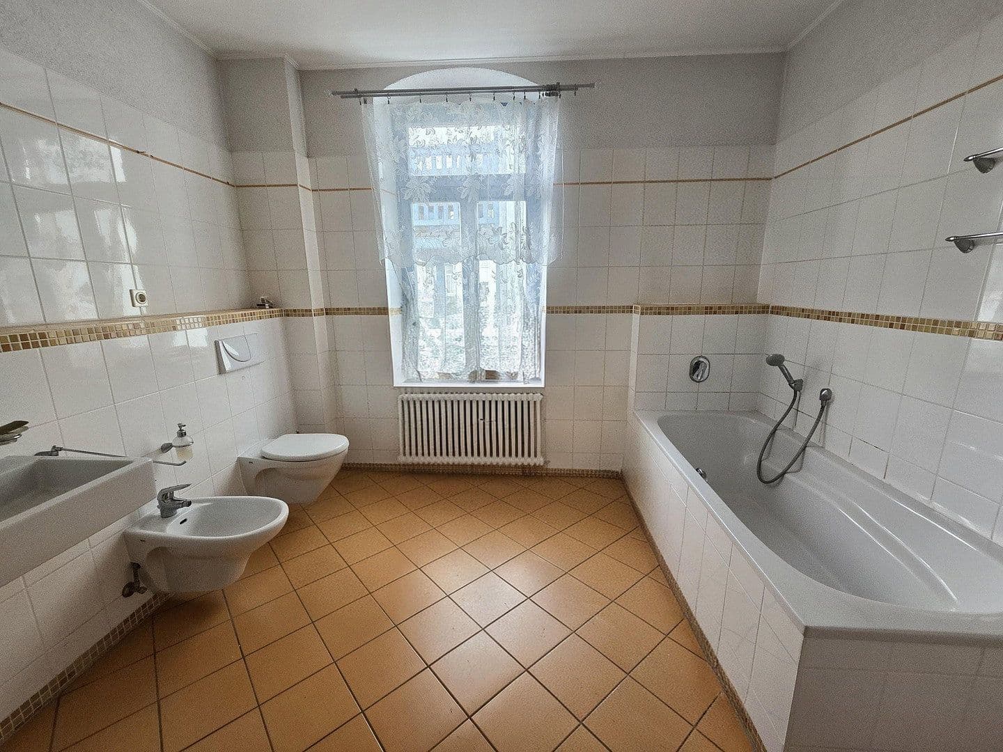 flat to rent, 146 m², Wasserstraße 20, Radeberg, Saxony flat to rent, 146 m², Wasserstraße 20, Radeberg, Saxony