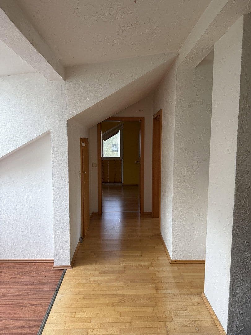 4 bedroom with open-plan kitchen flat to rent, 97 m², Wiesloch, Baden-Württemberg 4 bedroom with open-plan kitchen flat to rent, 97 m², Wiesloch, Baden-Württemberg