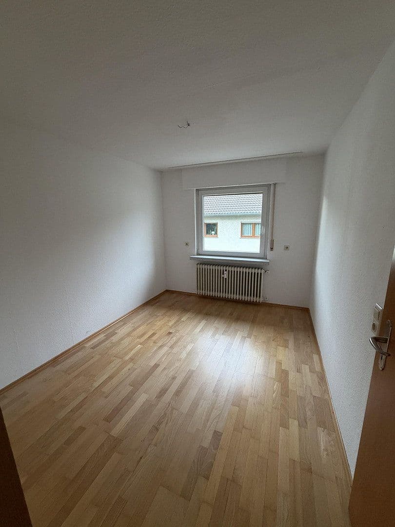 4 bedroom with open-plan kitchen flat to rent, 97 m², Wiesloch, Baden-Württemberg 4 bedroom with open-plan kitchen flat to rent, 97 m², Wiesloch, Baden-Württemberg