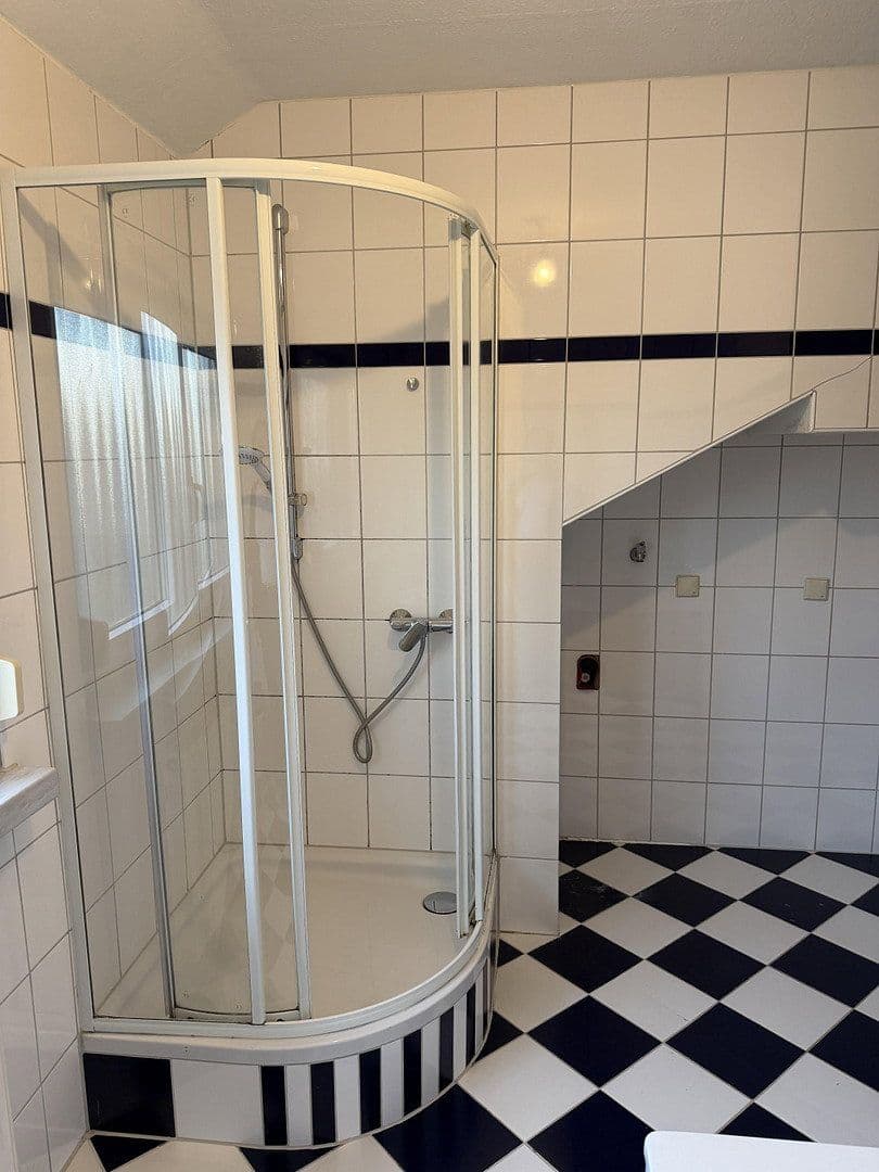 4 bedroom with open-plan kitchen flat to rent, 97 m², Wiesloch, Baden-Württemberg 4 bedroom with open-plan kitchen flat to rent, 97 m², Wiesloch, Baden-Württemberg