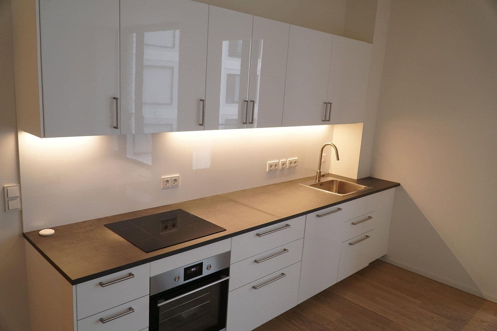 1 bedroom with open-plan kitchen flat for sale, 72 m², Birketweg 37, München, Bavaria 1 bedroom with open-plan kitchen flat for sale, 72 m², Birketweg 37, München, Bavaria