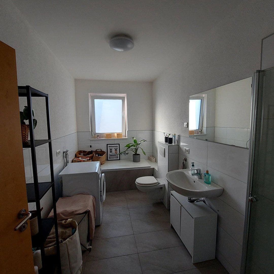 4 bedroom flat to rent, 102 m², Weißenthurm, Rhineland-Palatinate 4 bedroom flat to rent, 102 m², Weißenthurm, Rhineland-Palatinate