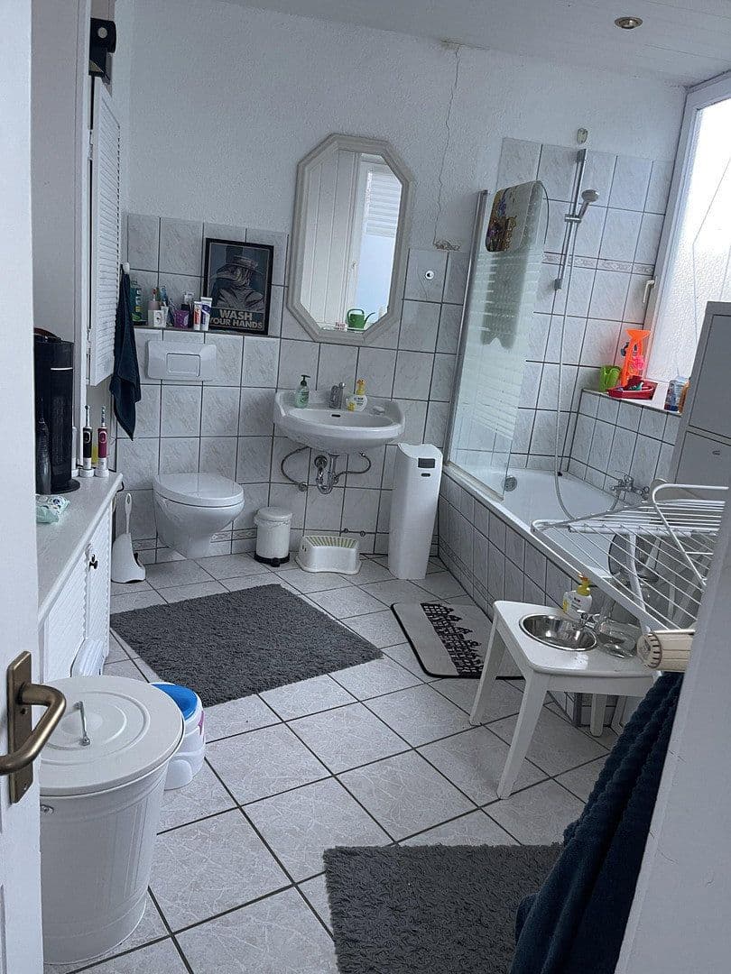 3 bedroom flat to rent, 79 m², Holtenauer Straße 240, Kiel, Schleswig-Holstein 3 bedroom flat to rent, 79 m², Holtenauer Straße 240, Kiel, Schleswig-Holstein