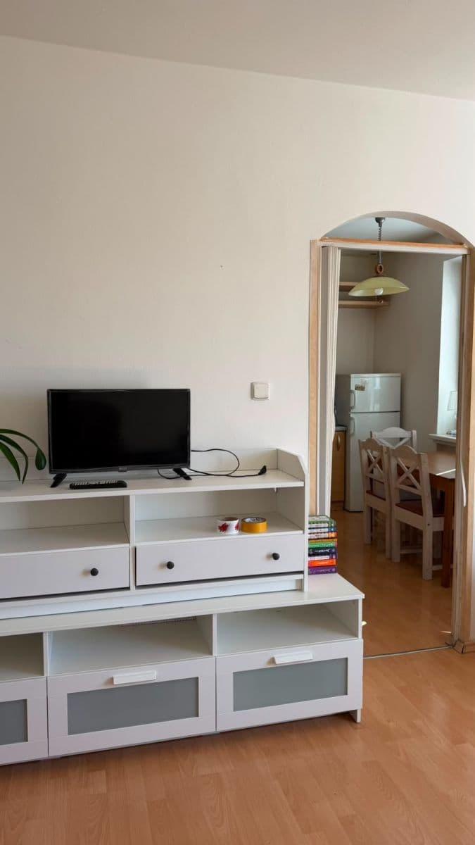 2 bedroom flat to rent, 54 m², Svatopluka Čecha, Brno, Jihomoravský Region 2 bedroom flat to rent, 54 m², Svatopluka Čecha, Brno, Jihomoravský Region