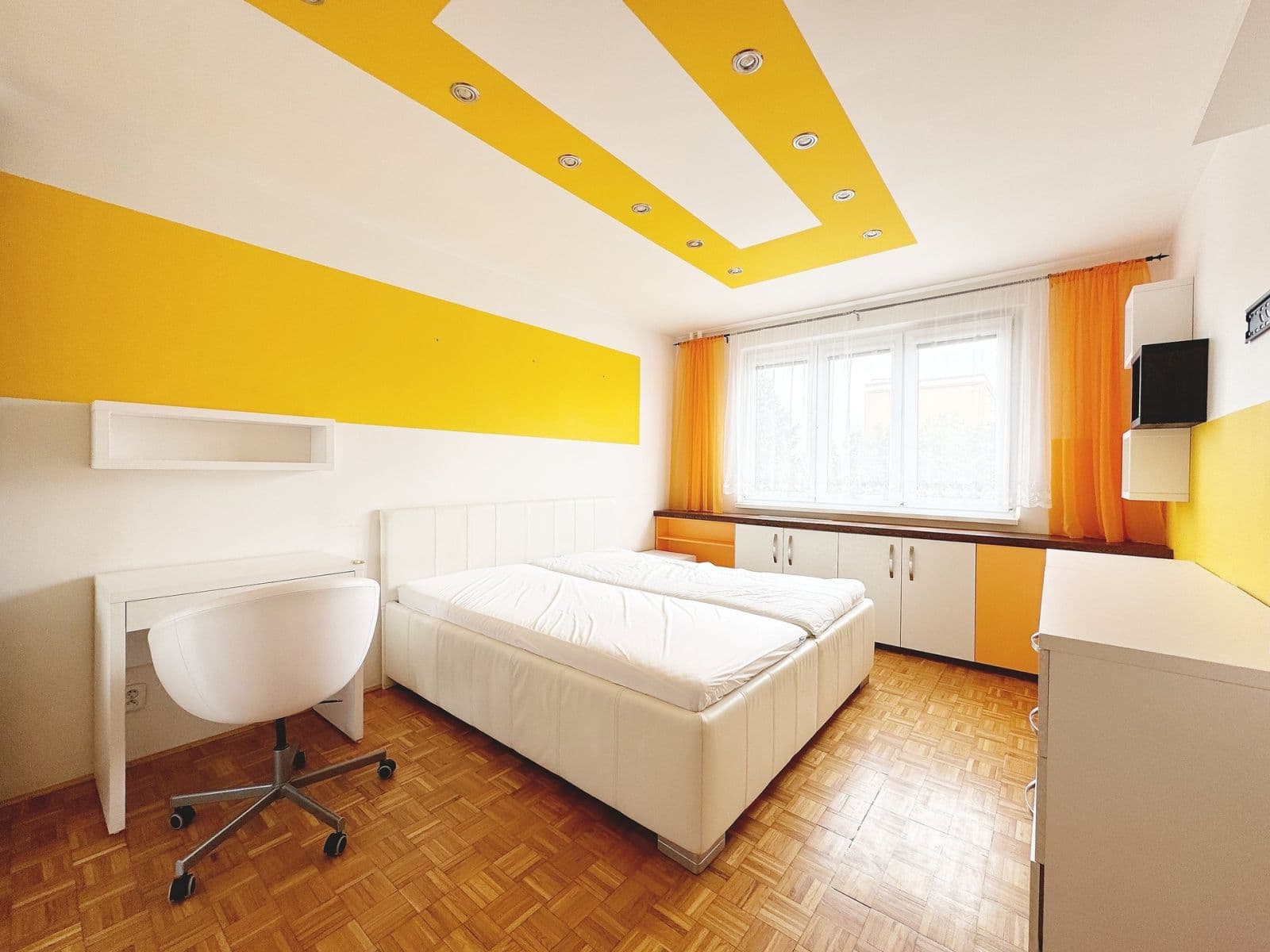 2 bedroom flat to rent, 54 m², Na Petřinách, Prague, Prague 2 bedroom flat to rent, 54 m², Na Petřinách, Prague, Prague