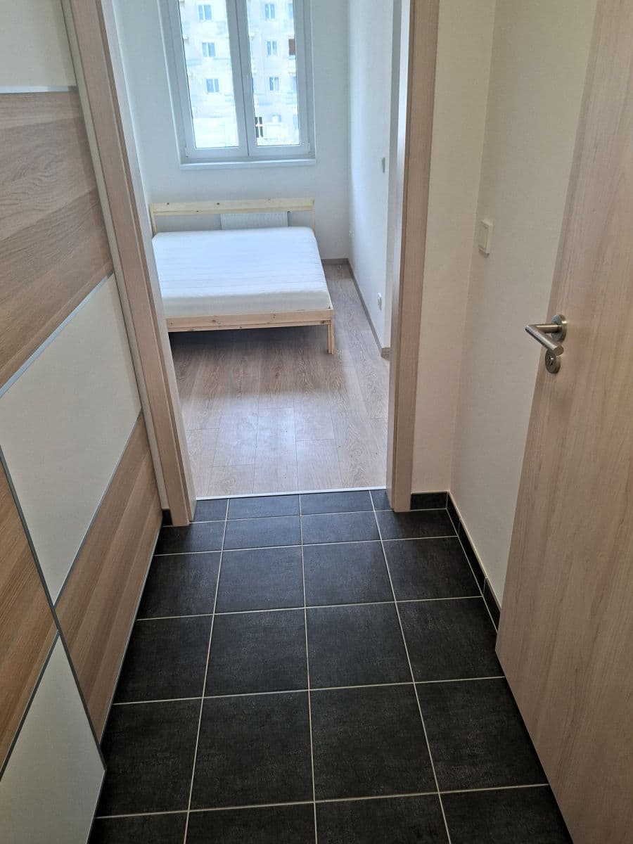 Studio flat to rent, 32 m², Arnošta Staňka, Prague, Prague Studio flat to rent, 32 m², Arnošta Staňka, Prague, Prague