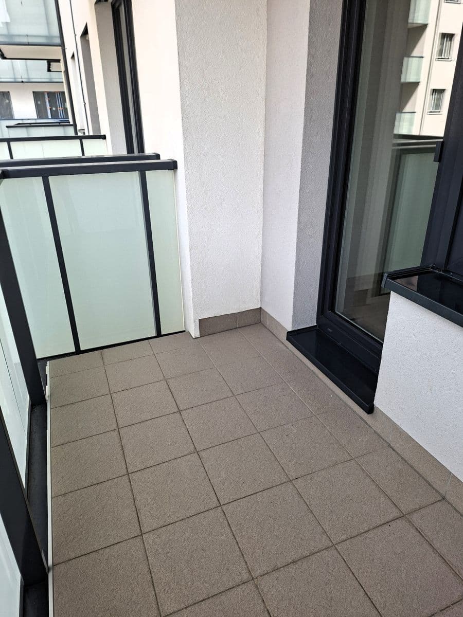Studio flat to rent, 32 m², Arnošta Staňka, Prague, Prague Studio flat to rent, 32 m², Arnošta Staňka, Prague, Prague