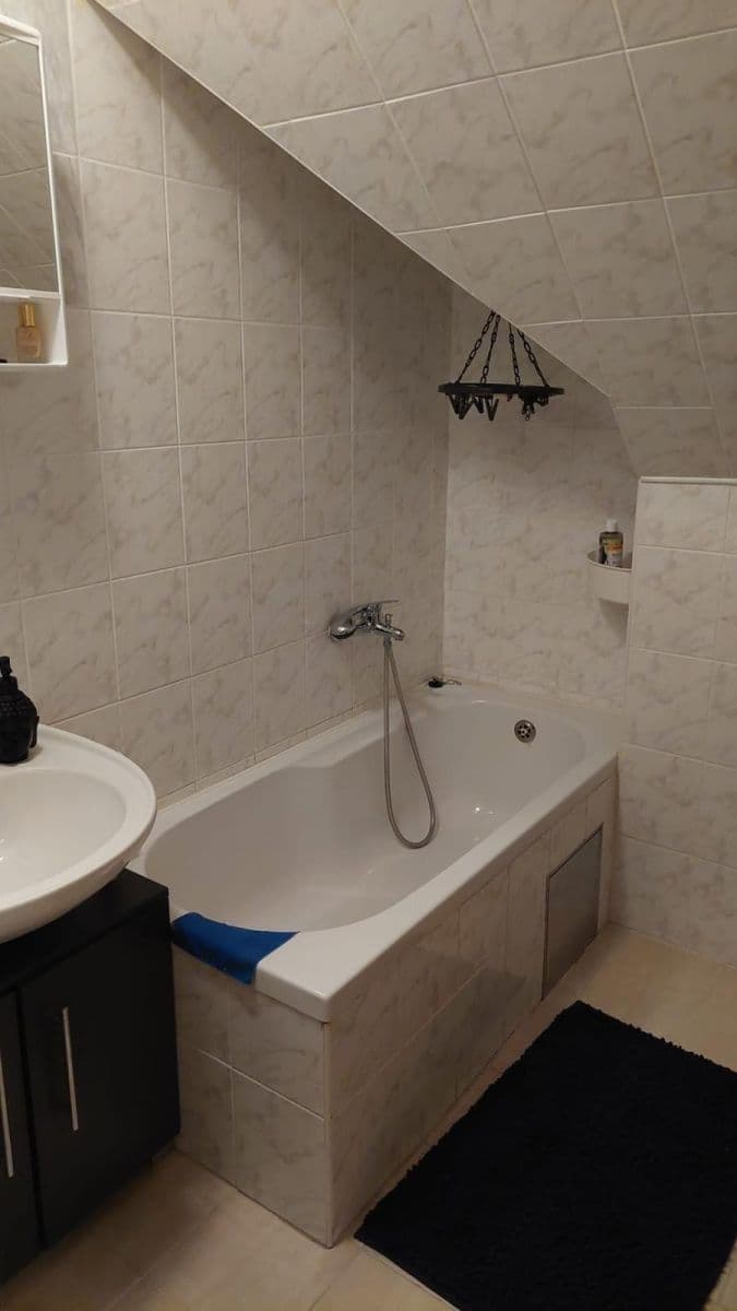 Studio flat to rent, 30 m², K Raškovci, Kolín, Středočeský Region Studio flat to rent, 30 m², K Raškovci, Kolín, Středočeský Region