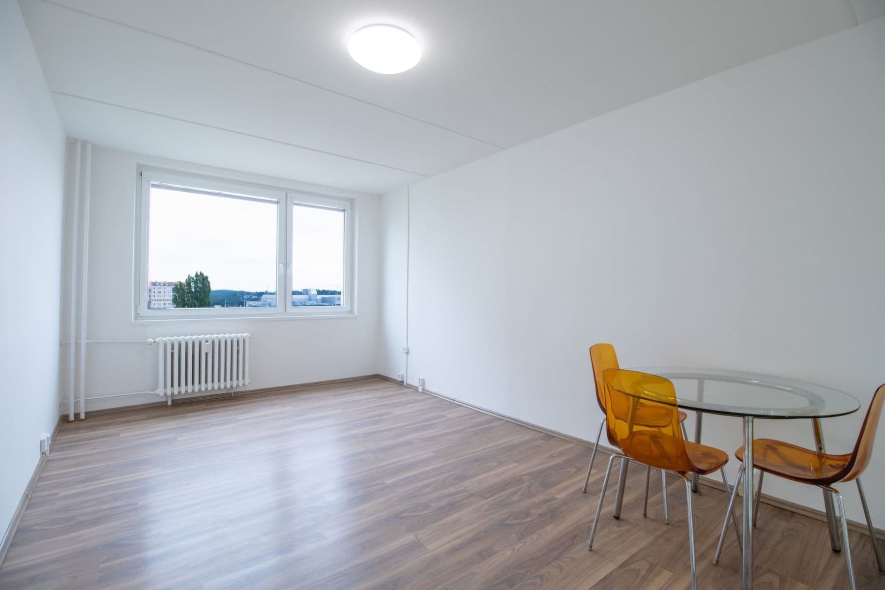 2 bedroom with open-plan kitchen flat to rent, 65 m², Bazovského, Prague, Prague 2 bedroom with open-plan kitchen flat to rent, 65 m², Bazovského, Prague, Prague