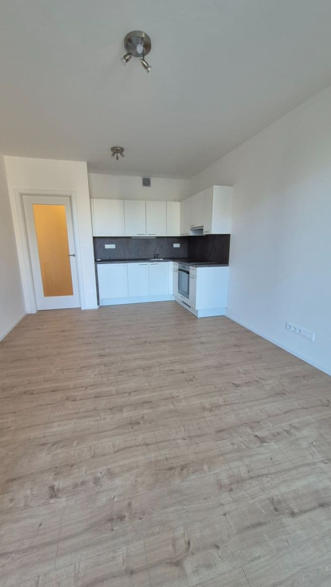 Studio flat to rent, 28 m², Brno, Jihomoravský Region Studio flat to rent, 28 m², Brno, Jihomoravský Region