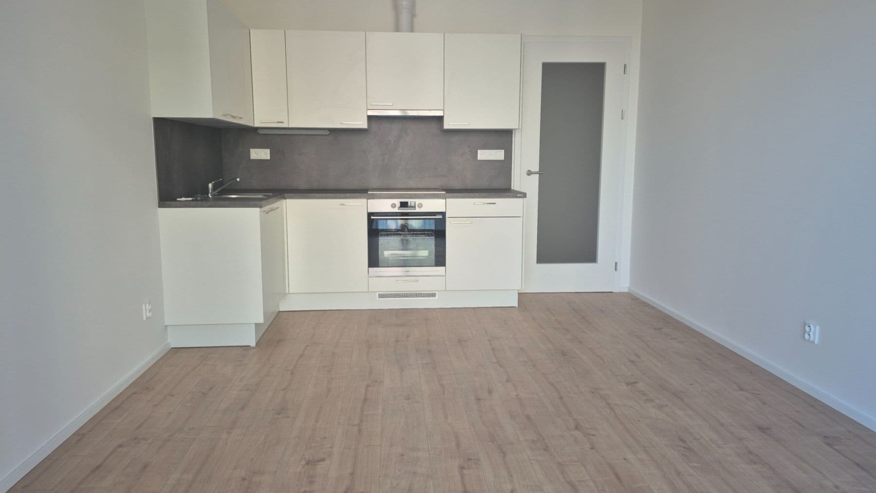 Studio flat to rent, 28 m², Brno, Jihomoravský Region Studio flat to rent, 28 m², Brno, Jihomoravský Region