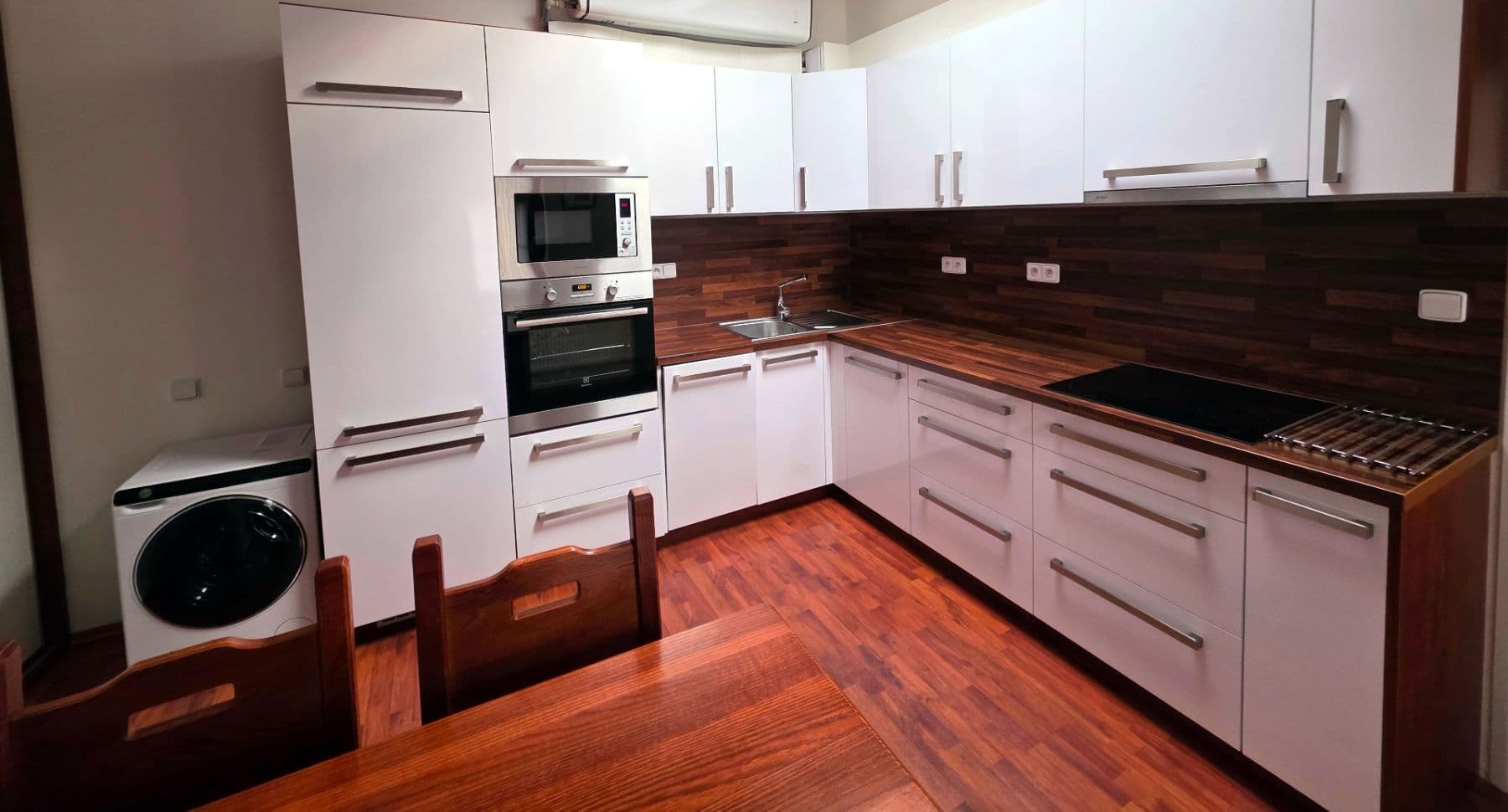 1 bedroom with open-plan kitchen flat to rent, 38 m², Na Vinohradu, Prague, Prague 1 bedroom with open-plan kitchen flat to rent, 38 m², Na Vinohradu, Prague, Prague