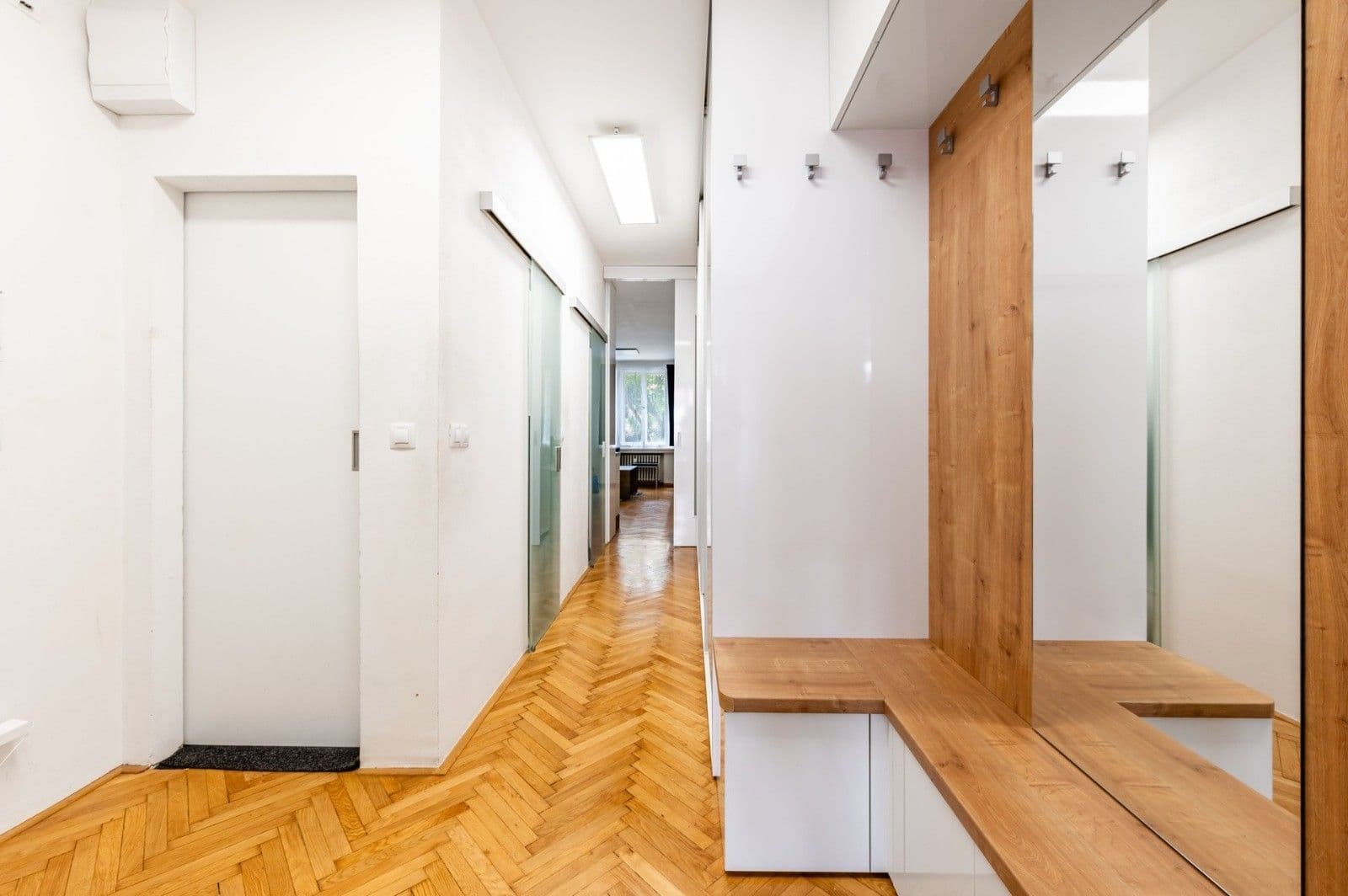 1 bedroom with open-plan kitchen flat to rent, 58 m², Sokolovská, Prague, Prague 1 bedroom with open-plan kitchen flat to rent, 58 m², Sokolovská, Prague, Prague