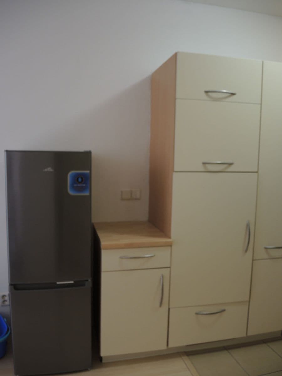 Studio flat to rent, 42 m², Elektrárenská, Prague, Prague Studio flat to rent, 42 m², Elektrárenská, Prague, Prague