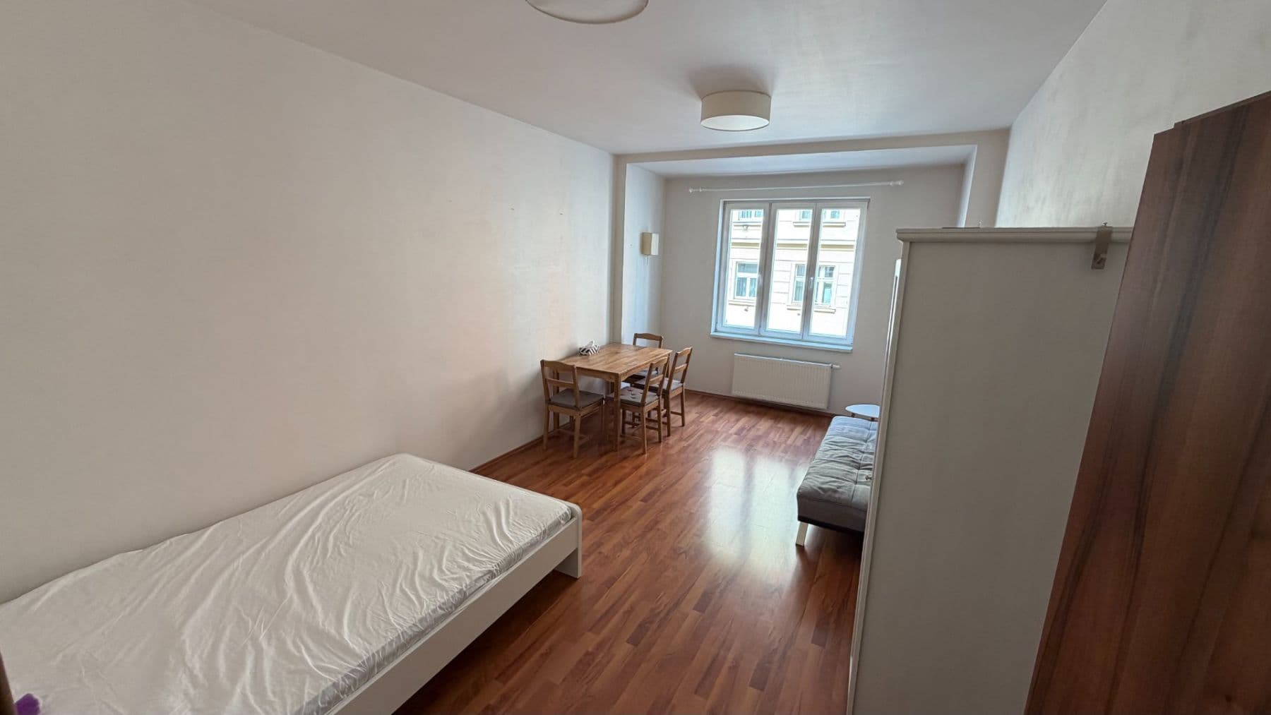 1 bedroom with open-plan kitchen flat to rent, 54 m², Holandská, Prague, Prague 1 bedroom with open-plan kitchen flat to rent, 54 m², Holandská, Prague, Prague