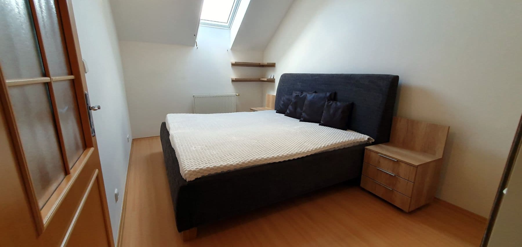 2 bedroom with open-plan kitchen flat to rent, 119 m², Mladotova, Prague, Prague 2 bedroom with open-plan kitchen flat to rent, 119 m², Mladotova, Prague, Prague