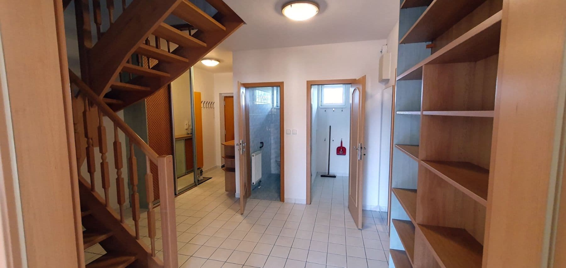 2 bedroom with open-plan kitchen flat to rent, 119 m², Mladotova, Prague, Prague 2 bedroom with open-plan kitchen flat to rent, 119 m², Mladotova, Prague, Prague