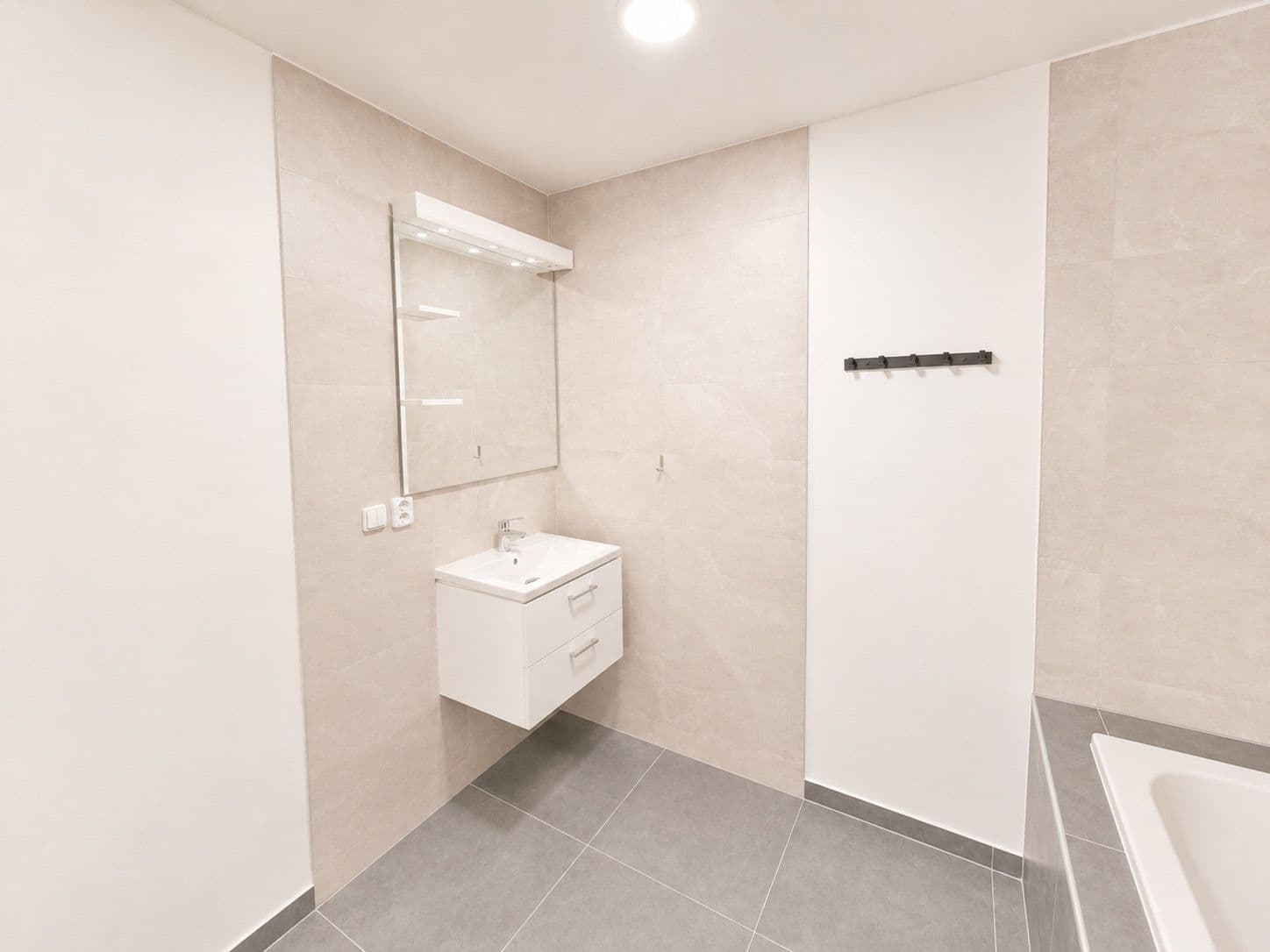 1 bedroom with open-plan kitchen flat to rent, 61 m², 5. května, Měšice, Středočeský Region 1 bedroom with open-plan kitchen flat to rent, 61 m², 5. května, Měšice, Středočeský Region