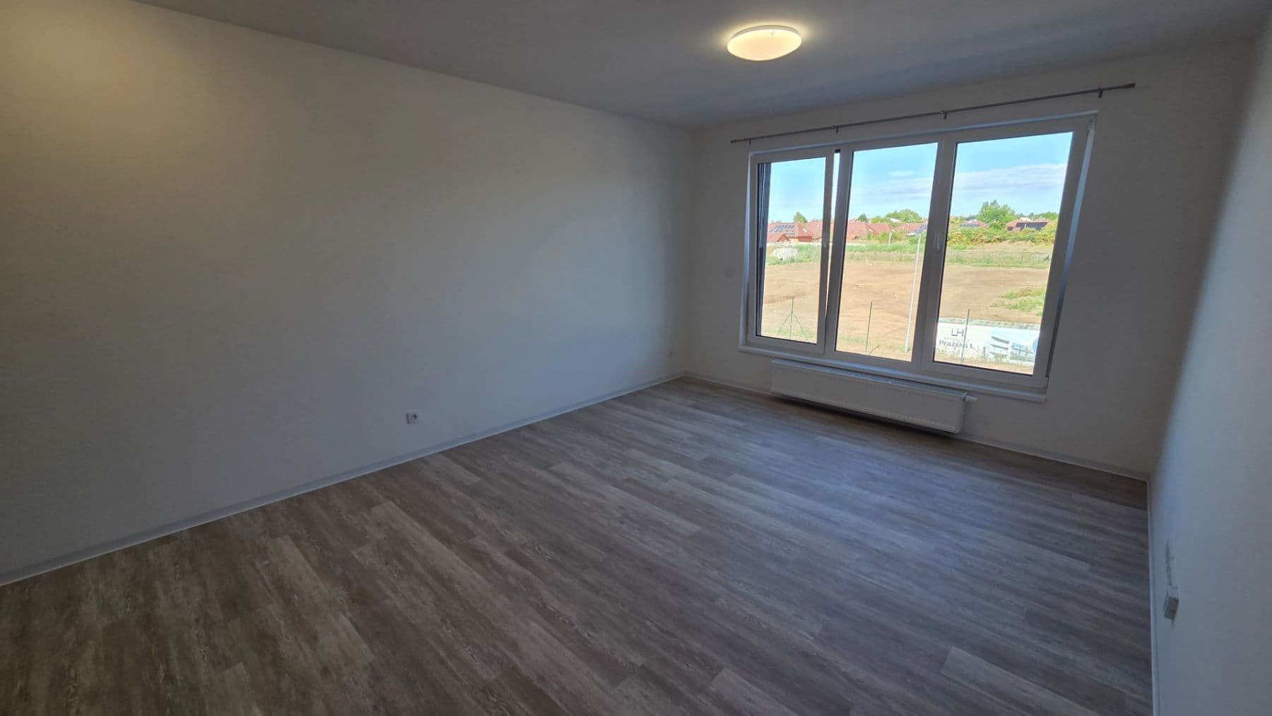 1 bedroom with open-plan kitchen flat to rent, 60 m², Pražská, Velké Přílepy, Středočeský Region 1 bedroom with open-plan kitchen flat to rent, 60 m², Pražská, Velké Přílepy, Středočeský Region