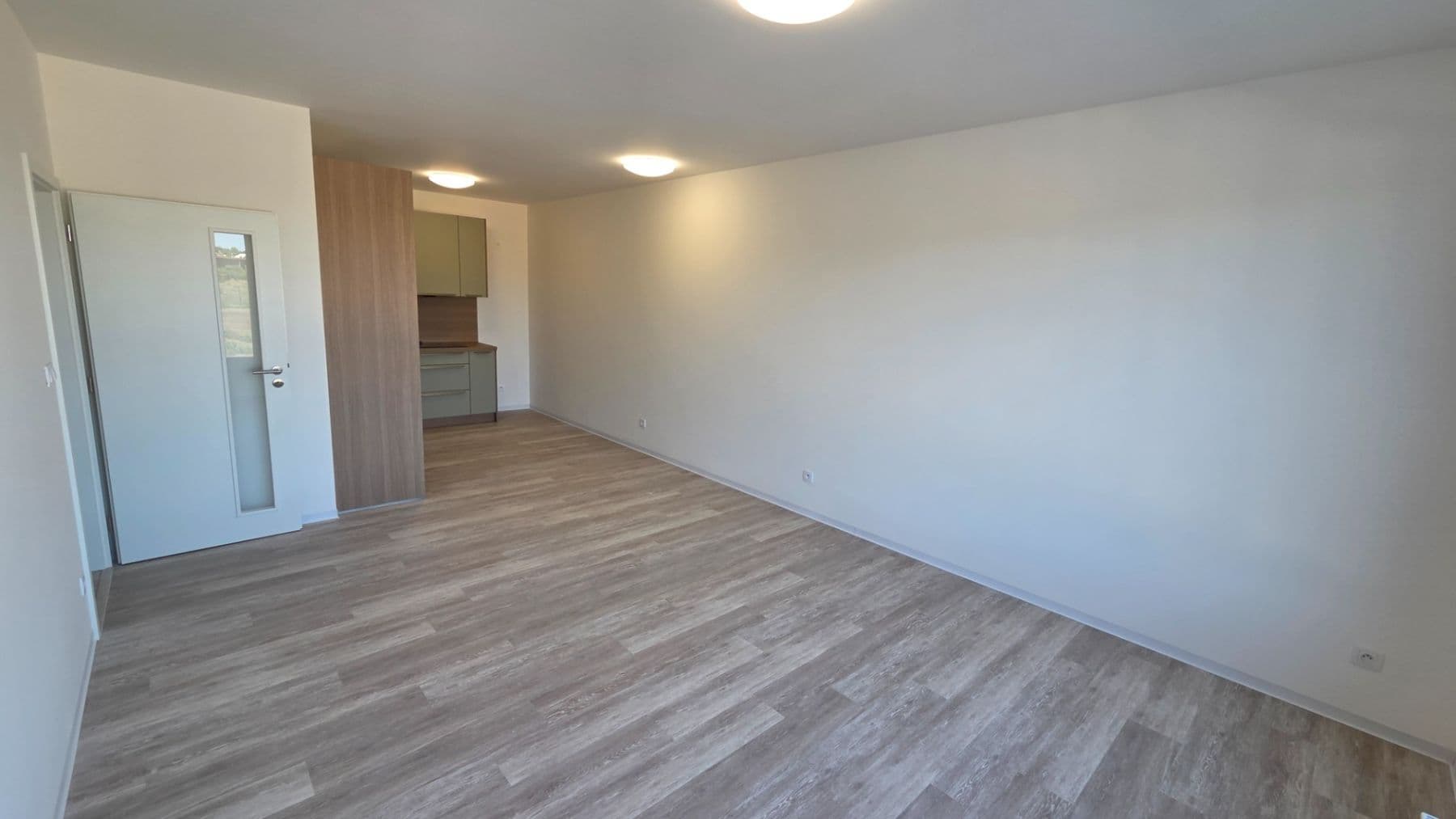 1 bedroom with open-plan kitchen flat to rent, 60 m², Pražská, Velké Přílepy, Středočeský Region 1 bedroom with open-plan kitchen flat to rent, 60 m², Pražská, Velké Přílepy, Středočeský Region