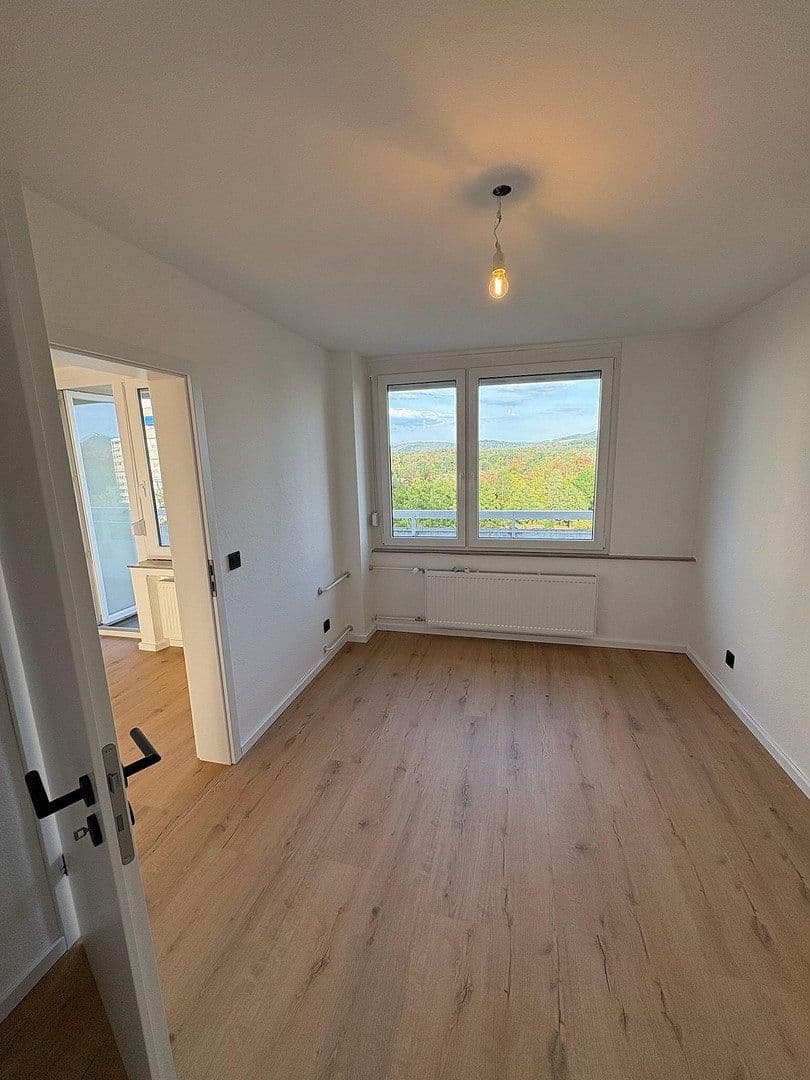 2 bedroom with open-plan kitchen flat to rent, 92 m², Nürtingen, Baden-Württemberg 2 bedroom with open-plan kitchen flat to rent, 92 m², Nürtingen, Baden-Württemberg