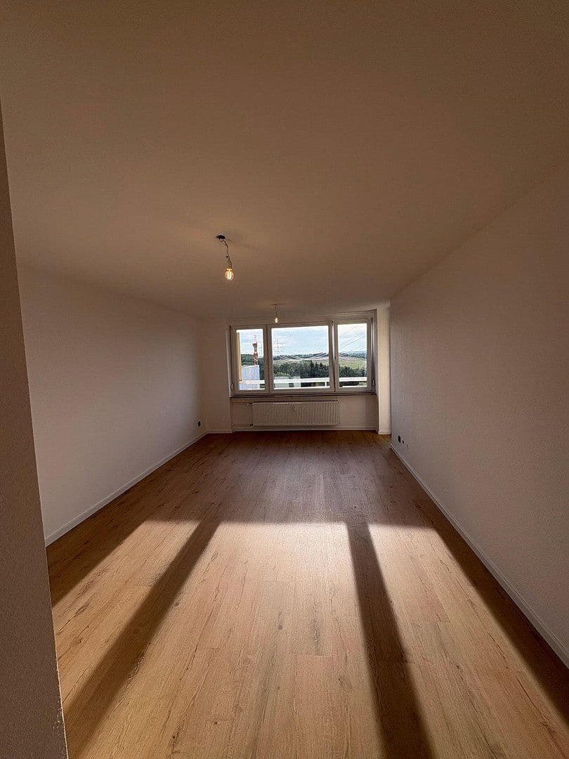 2 bedroom with open-plan kitchen flat to rent, 92 m², Nürtingen, Baden-Württemberg 2 bedroom with open-plan kitchen flat to rent, 92 m², Nürtingen, Baden-Württemberg
