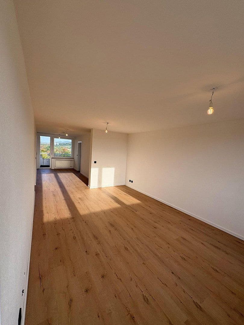 2 bedroom with open-plan kitchen flat to rent, 92 m², Nürtingen, Baden-Württemberg 2 bedroom with open-plan kitchen flat to rent, 92 m², Nürtingen, Baden-Württemberg