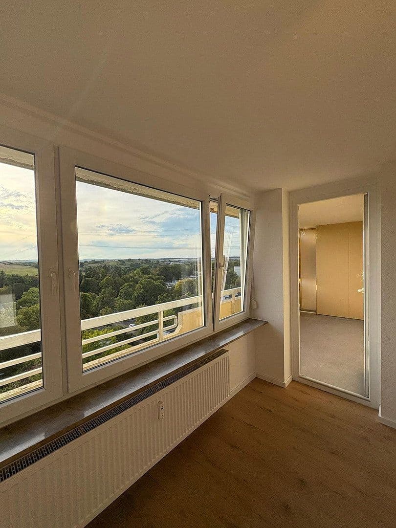 2 bedroom with open-plan kitchen flat to rent, 92 m², Nürtingen, Baden-Württemberg 2 bedroom with open-plan kitchen flat to rent, 92 m², Nürtingen, Baden-Württemberg
