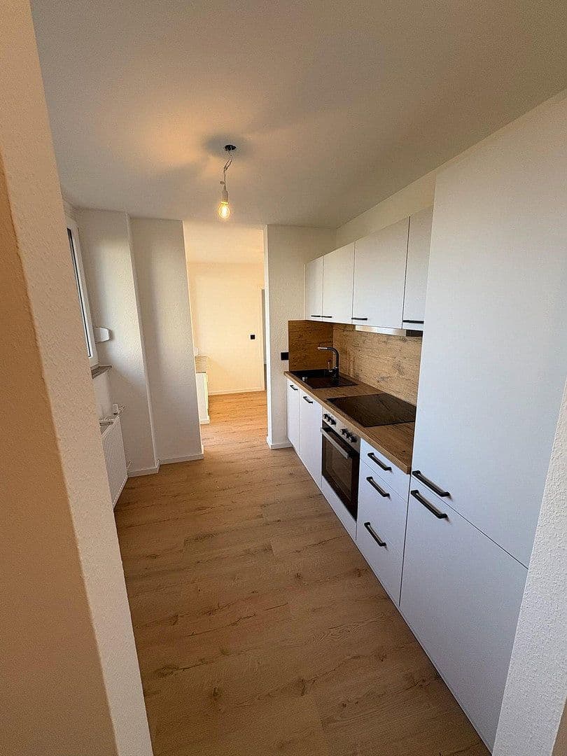 2 bedroom with open-plan kitchen flat to rent, 92 m², Nürtingen, Baden-Württemberg 2 bedroom with open-plan kitchen flat to rent, 92 m², Nürtingen, Baden-Württemberg