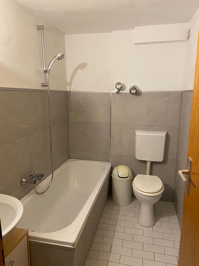 1 bedroom flat to rent, 40 m², Hockenheim, Baden-Württemberg 1 bedroom flat to rent, 40 m², Hockenheim, Baden-Württemberg