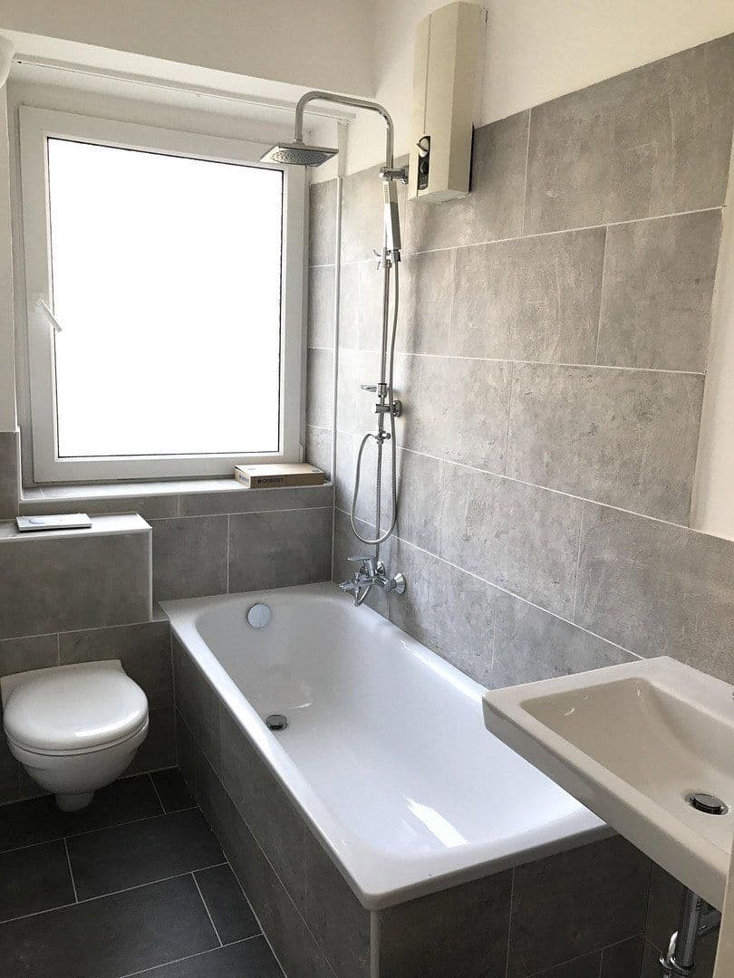 2 bedroom flat to rent, 62 m², Am Hohen Weg 30, Frankfurt am Main, Hesse 2 bedroom flat to rent, 62 m², Am Hohen Weg 30, Frankfurt am Main, Hesse