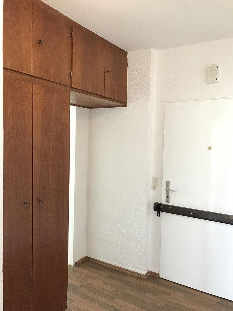 2 bedroom flat to rent, 62 m², Am Hohen Weg 30, Frankfurt am Main, Hesse 2 bedroom flat to rent, 62 m², Am Hohen Weg 30, Frankfurt am Main, Hesse